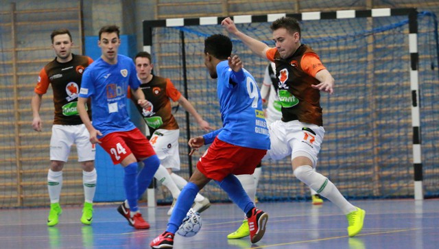 /uploads/assets/1097/piast-fc-torun-lopez.jpg
