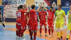 /uploads/assets/4594/futsal-gi-malepszy-arth-soft-leszno-dreman-opole-komprachcice-14.jpg